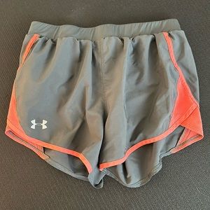 Women's Under Armour Fly By 2.0
Running Shorts in small